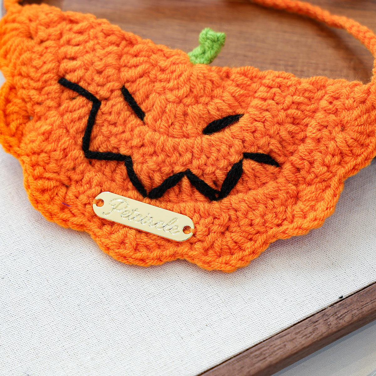 Pet Accessory Halloween Gold Label Knit Bandana Cat Dog Bib Ghost Festival Cartoon Pumpkin Tied Neckwear